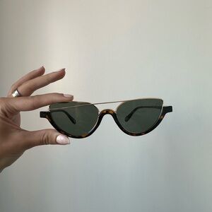 Tortoise Shell Cat-Eye Sunglasses